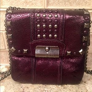 Clutch bag with chain